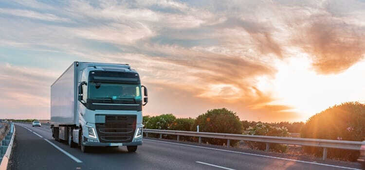 Jak przystosować pojazd do przewozów chłodniczych?